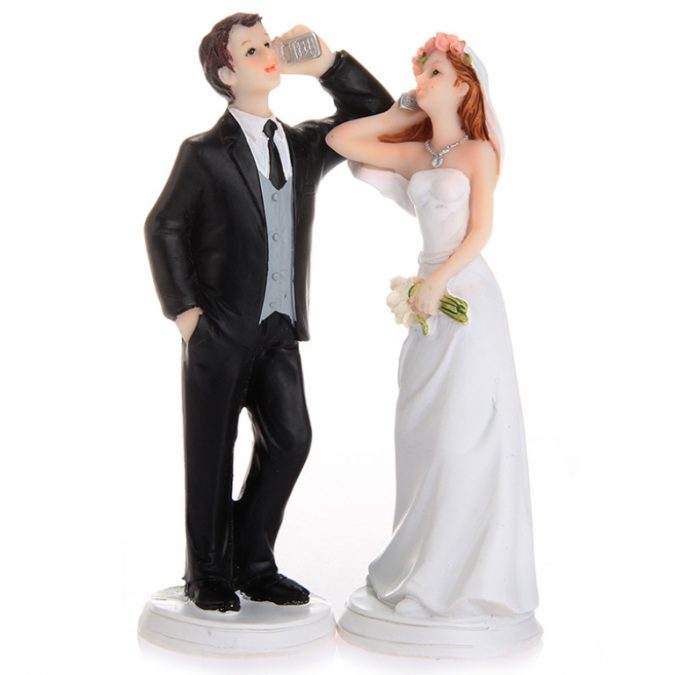 50 Funniest Wedding Cake Toppers That Ll Make You Smile Pictures