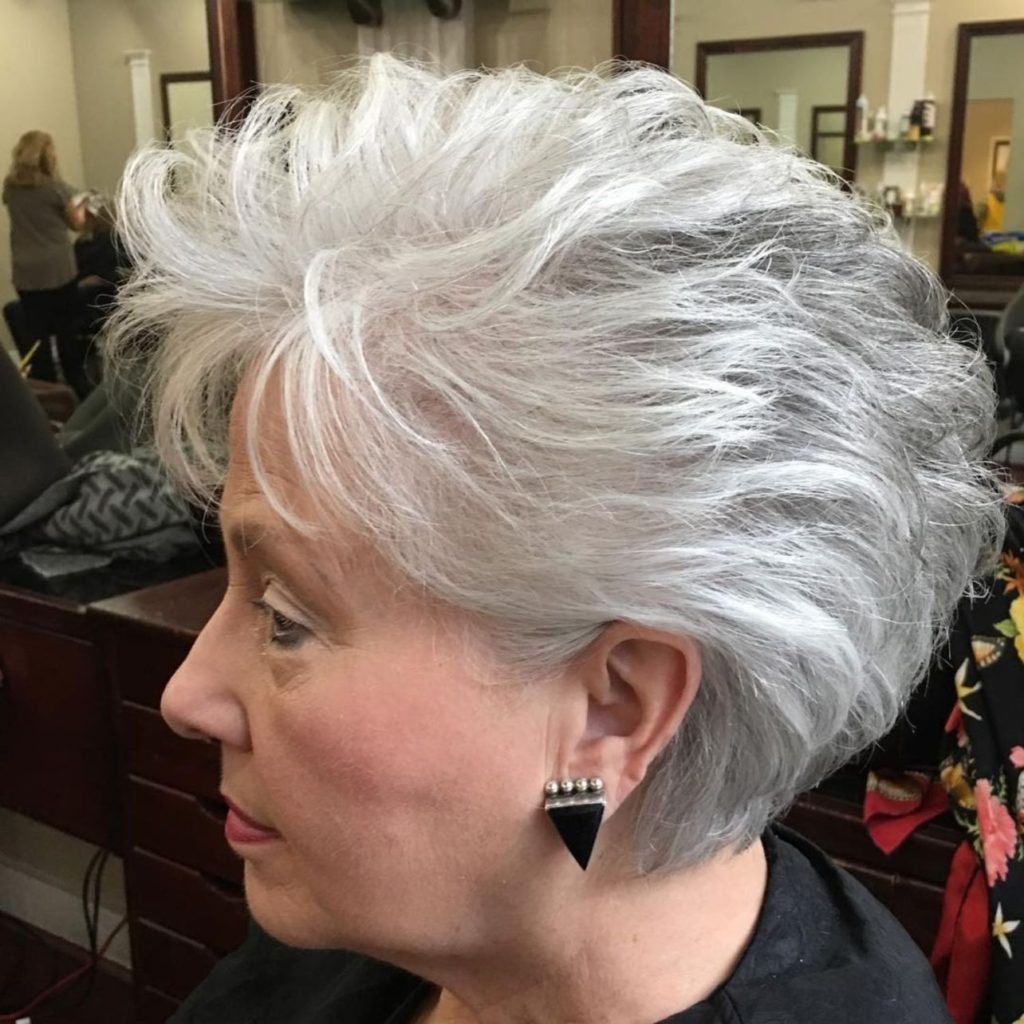 Beautiful Gray Hairstyles That Suit All Women Over