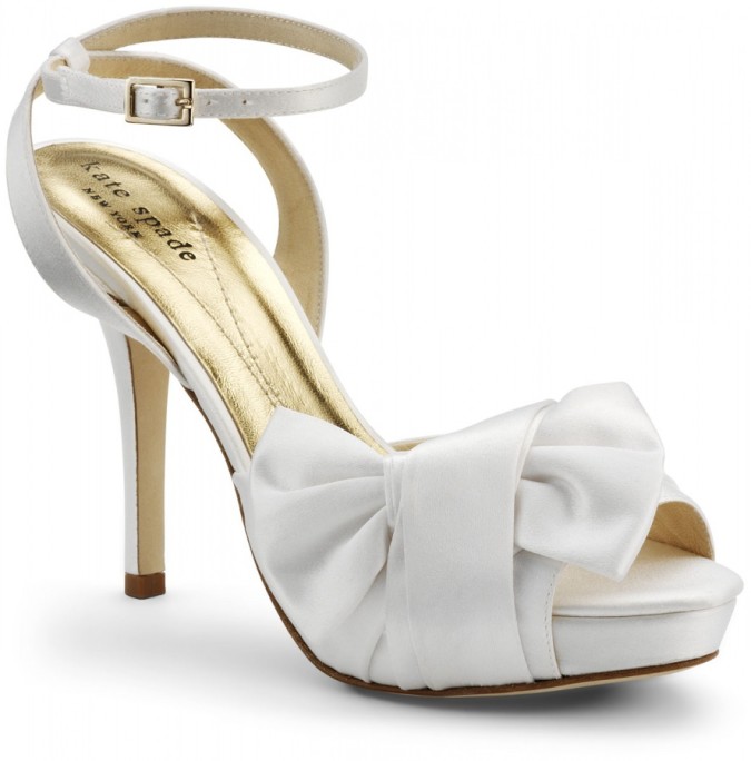 A Breathtaking Collection Of White Bridal Shoes For Your Wedding Day   014692 675x684 