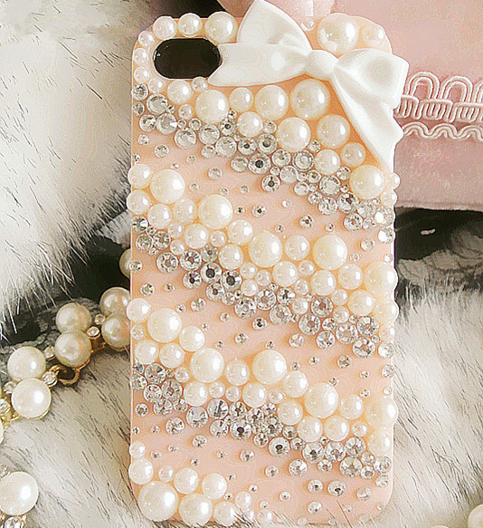 50 Fascinating & Luxury Diamond Mobile Covers For Your Mobile