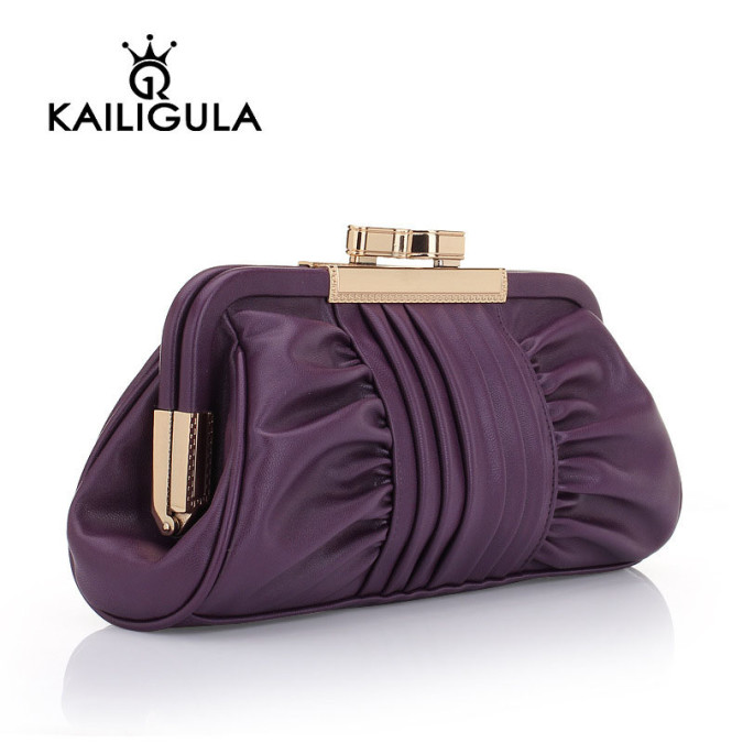 50 Fabulous & Elegant Evening Handbags And Purses