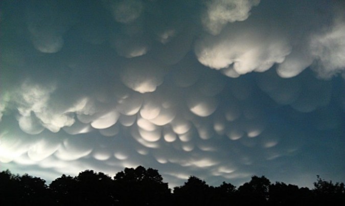 Have You Ever Seen These Stunning Clouds With Mammae?