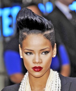 20 Weird and Funny Celebrity Hairstyles | Pouted.com