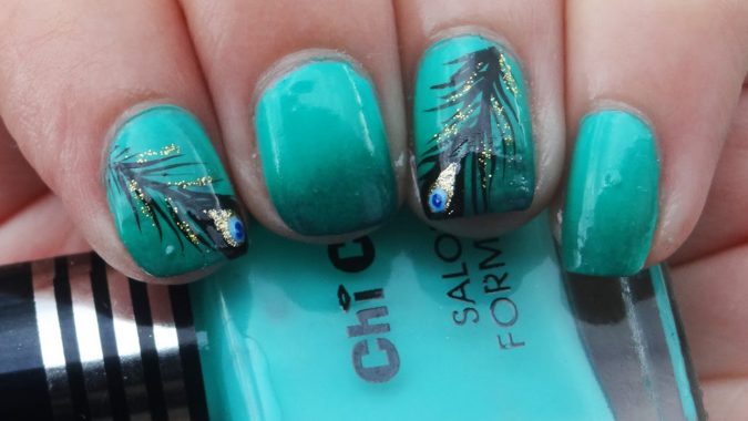 36 Easiest Feather Nail Art Designs