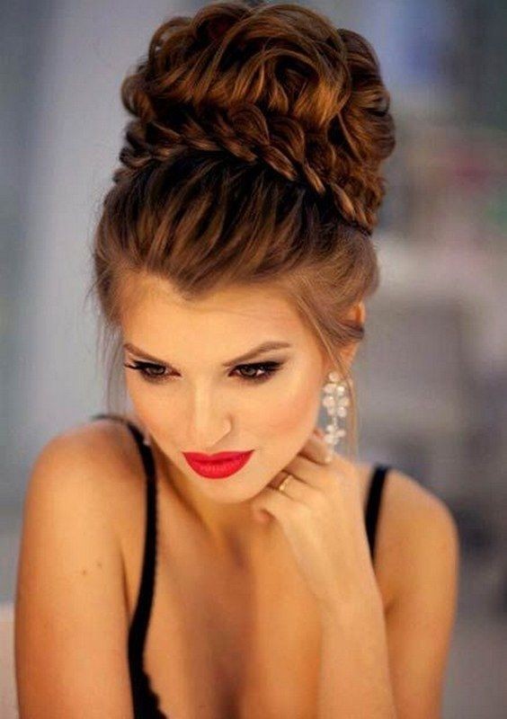 15 Messy and Sleek High Bun Hairstyles - crazyforus (564 x 800 Pixel)