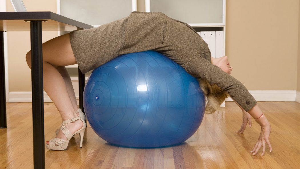 Should You Use Exercise Ball Instead Of Office Chair Greate 