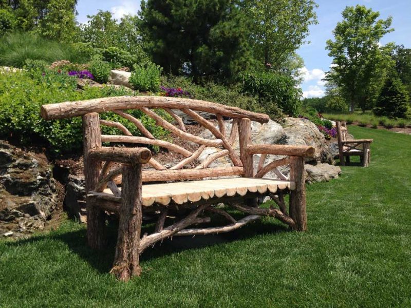 15 Killer Garden Bench Decoration Ideas