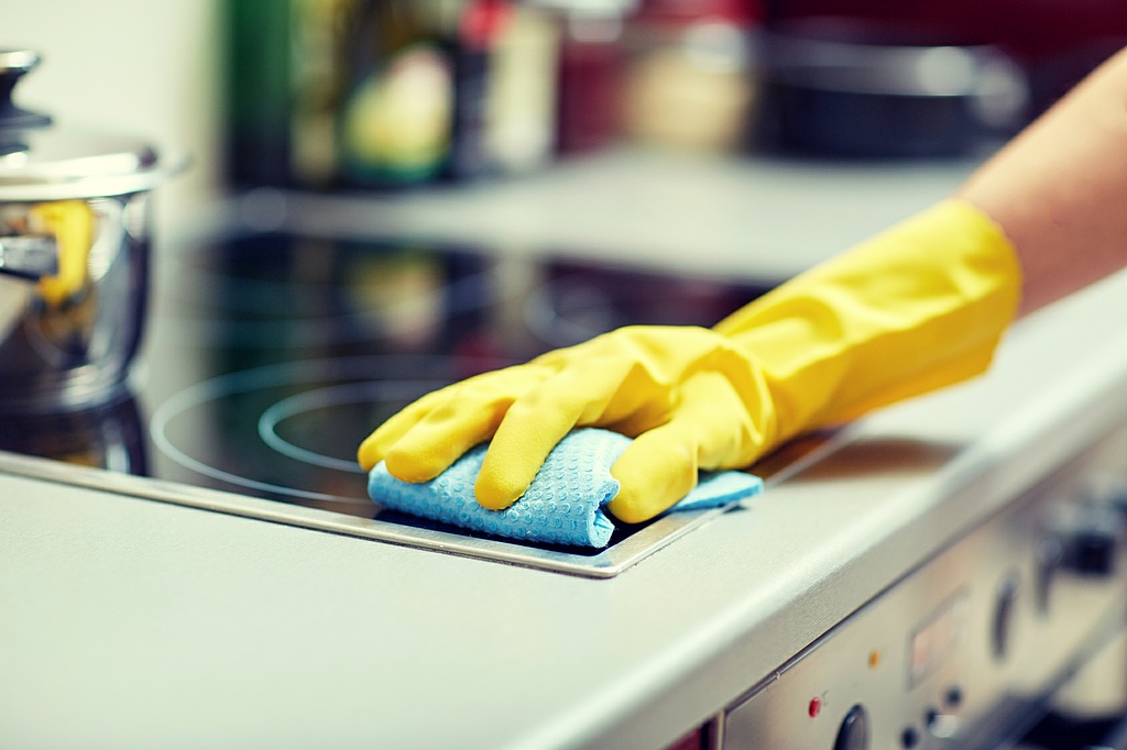 Small Apartment Cleaning: Tips for Keeping Your Space Tidy