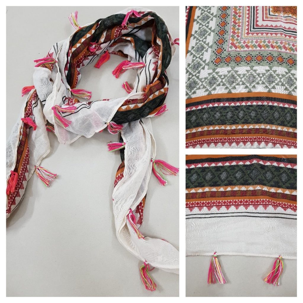 +25 Catchiest Scarf Trends For Women