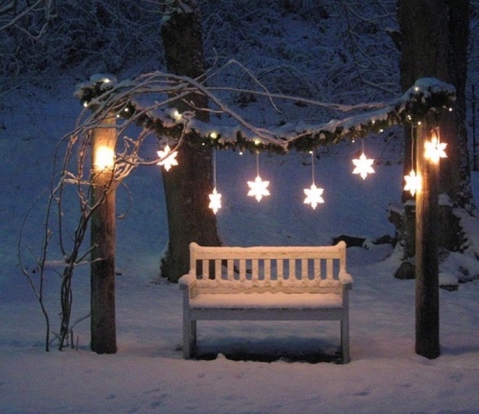 outdoor Christmas light decoration ideas 123 98+ Magical Christmas Light Decoration Ideas for Your Yard - 125