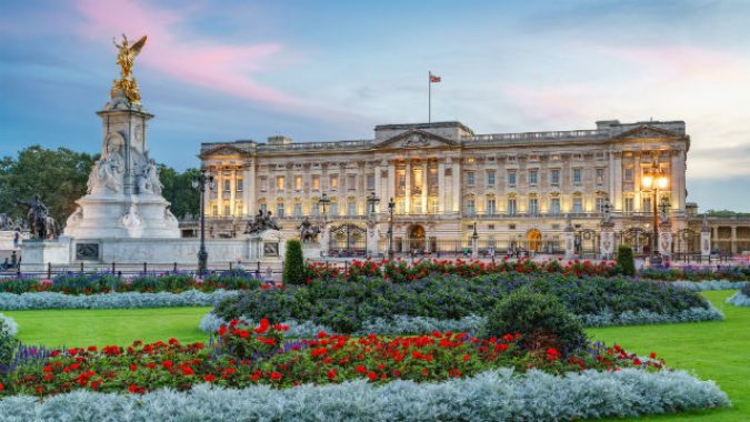 Buckingham Palace 8 Best Travel Destinations in June - 21