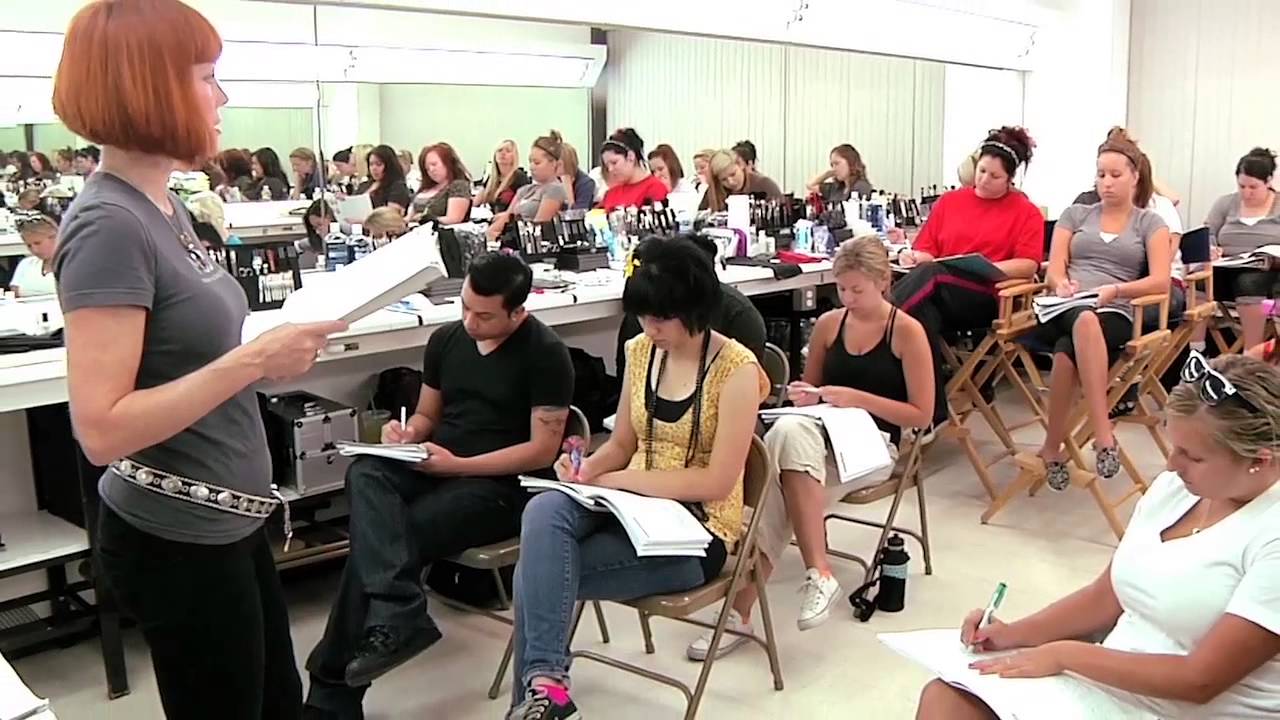 Top 10 Special Effects Makeup Schools In The USA