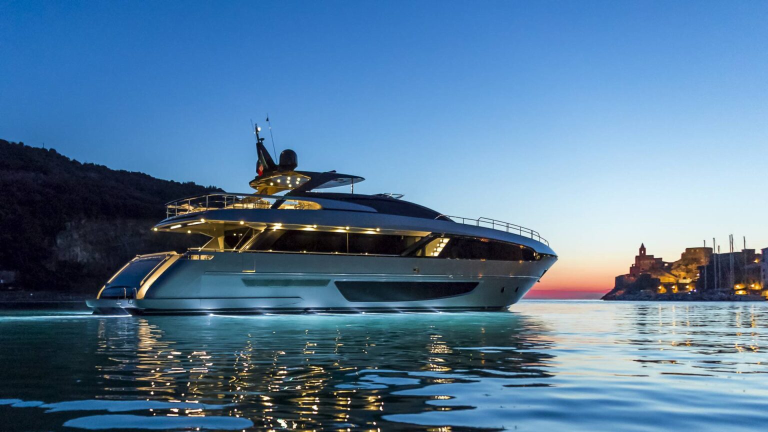 yacht holidays europe