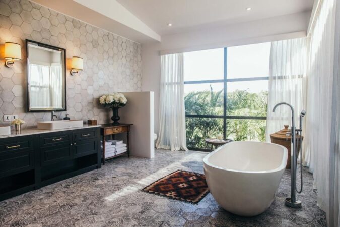 5 Tips For Designing A Luxurious Master Bathroom