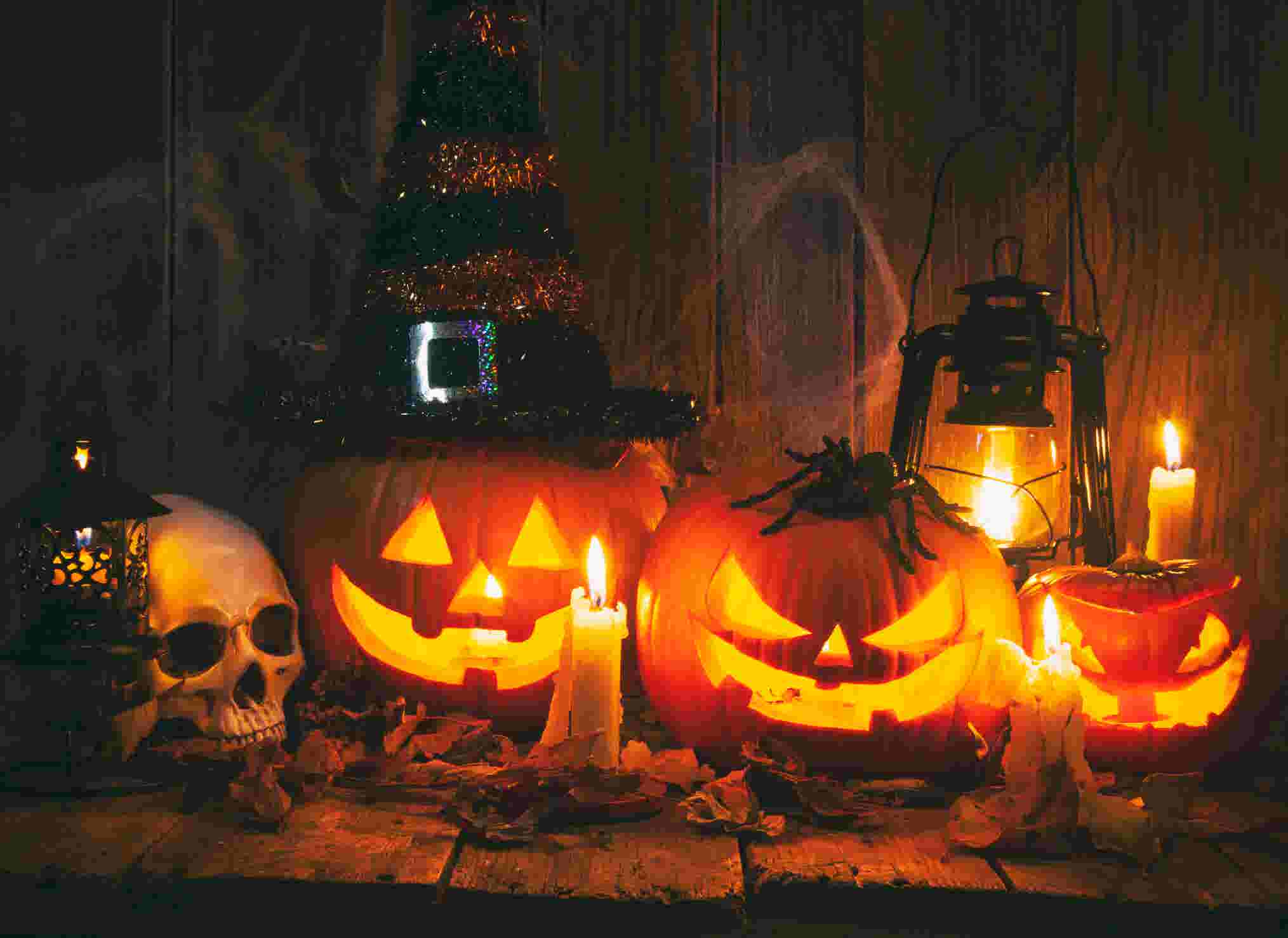 halloweeen The Top 10 Best Halloween Decorations for 2024: Spooktacular Decor Ideas - 1