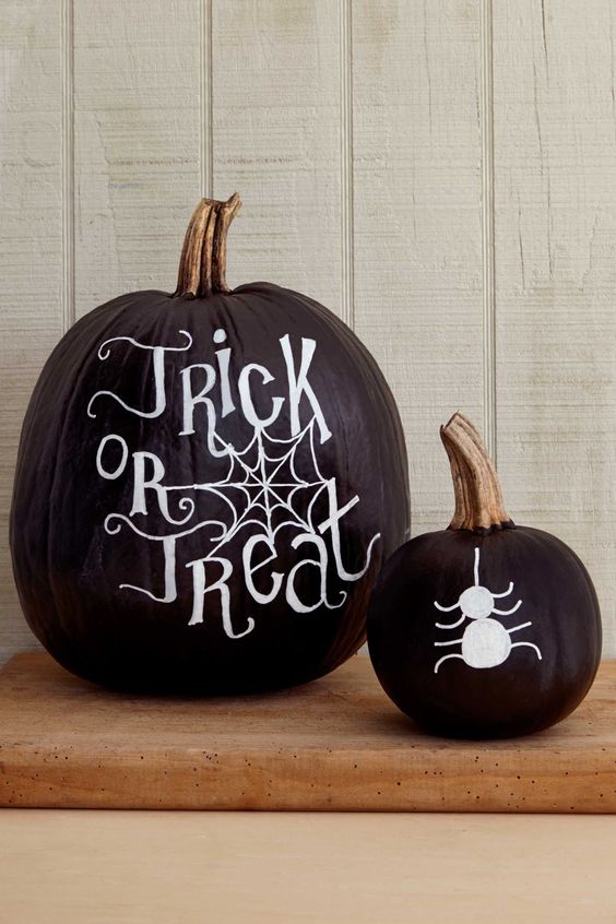 Chalkboard Pumpkins Top 10 Easy Pumpkin Painting Ideas: Creative Ways to Decorate - 7