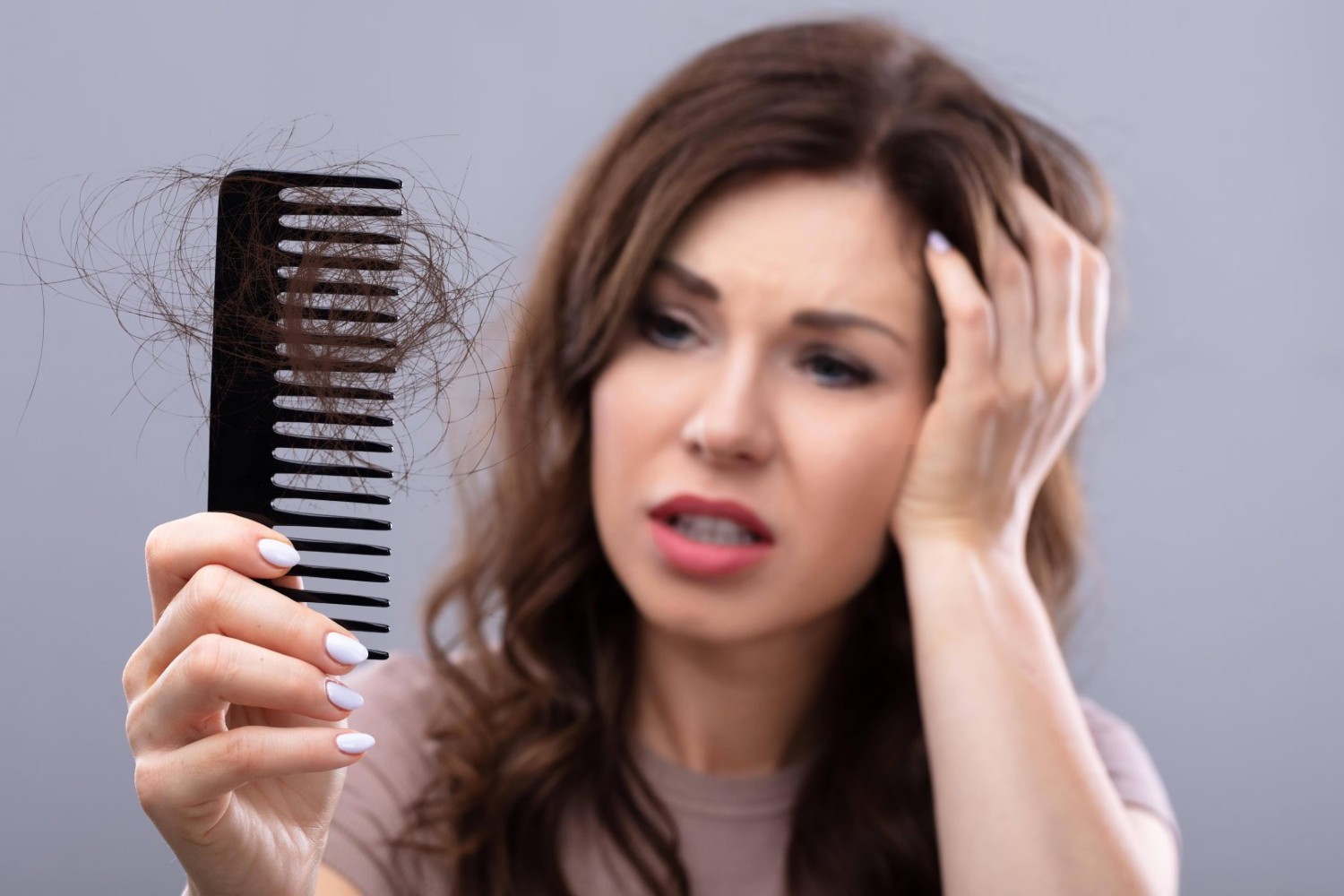 Nutritional Deficiencies and Poor Diet Top 7 Causes of Hair Loss: Symptoms and Causes of Alopecia - 6