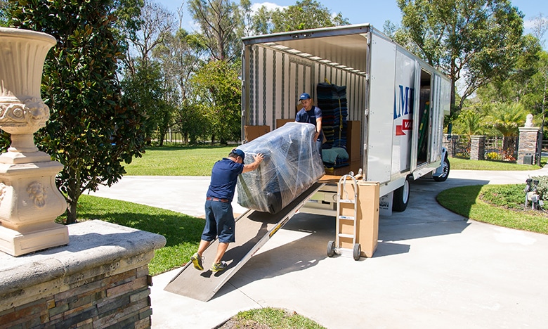 Piano and Antique Moving1 Top 10 Things You Should Know About Local Moving Services - 15 Local Moving Services