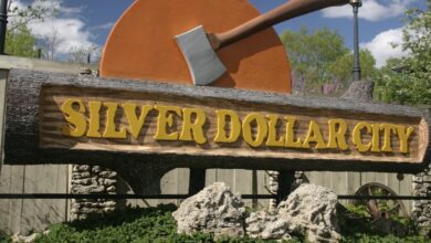 Silver Dollar Cityy "Discover Silver Dollar City: Branson's Top Attraction for Holiday Fun" - 1