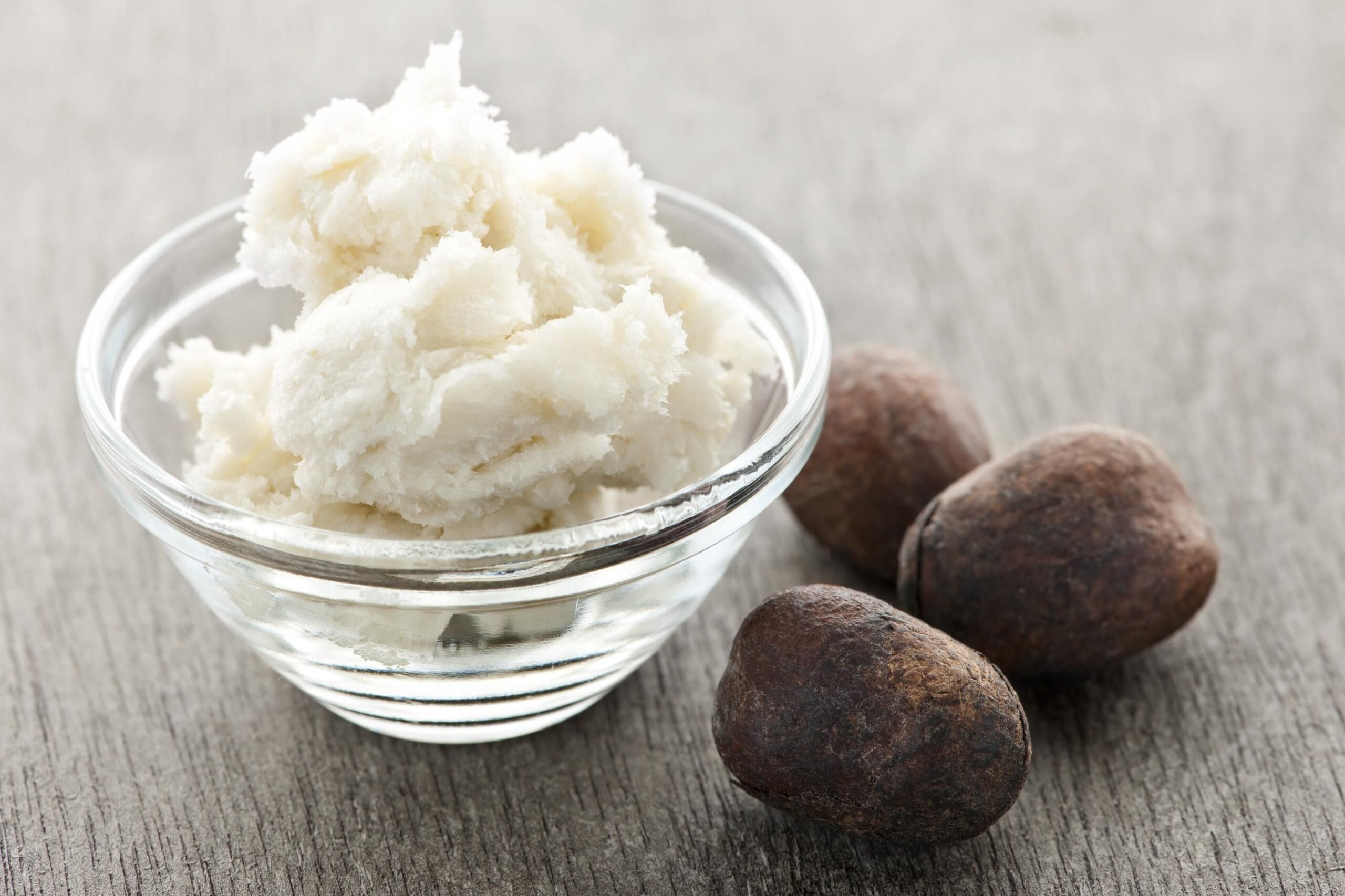 shea butter scaled Common Winter Hair Problems: Tips for Dry Hair & Itchy Scalp - 8