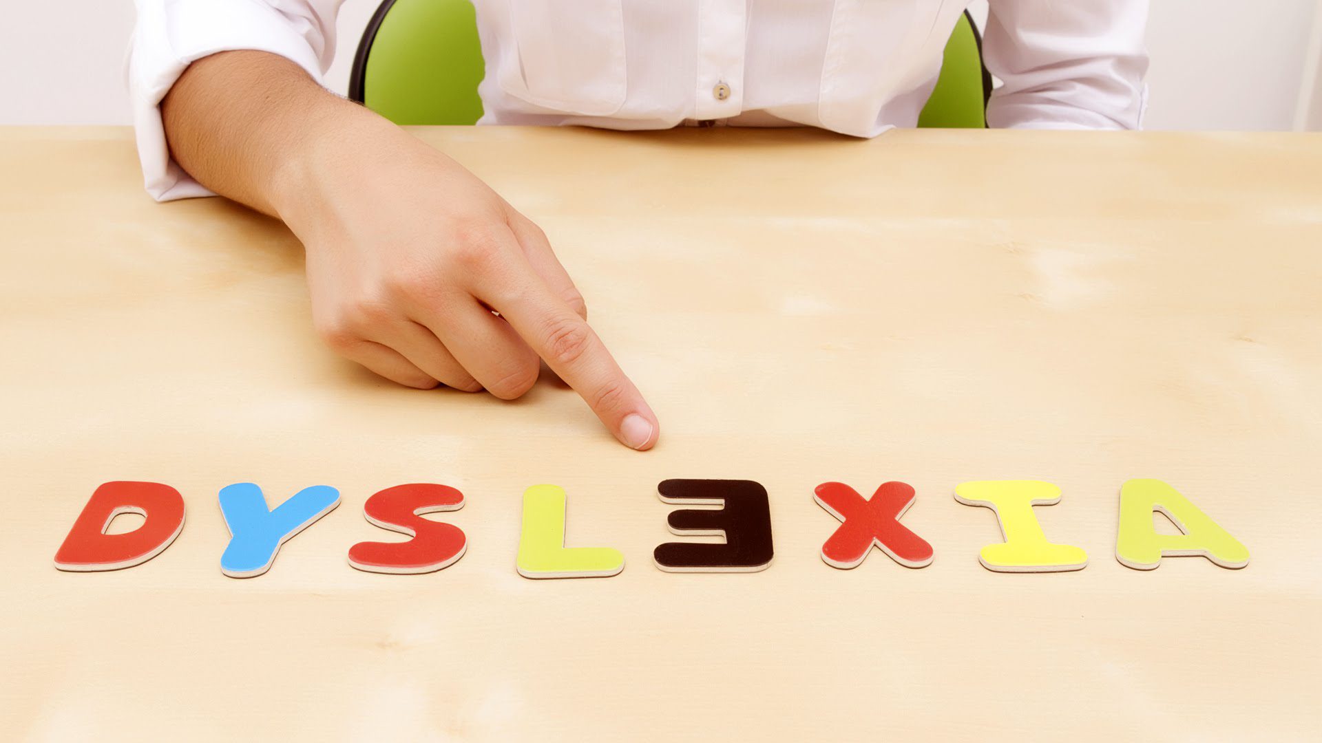 Understanding Dyslexia: Signs, Symptoms, and Support - 1 dyslexia,reading difficulties,learning disabilities,language processing disorder,phonological awareness,dysgraphia,dyscalculia,visual processing issues,auditory processing challenges,multisensory teaching methods,visual processing,auditory processing,cognitive skills,educational interventions,assistive technologies,learning disability,phonological processing,language processing,literacy intervention,neurodiversity,cognitive impairment,assistive technology,dyslexia screening,working memory,spelling challenges,reading disability,learning disorder,phonological deficit,comprehension difficulties,multisensory teaching,writing challenges,spelling difficulties,reading disorder,language comprehension,visual perception,executive function