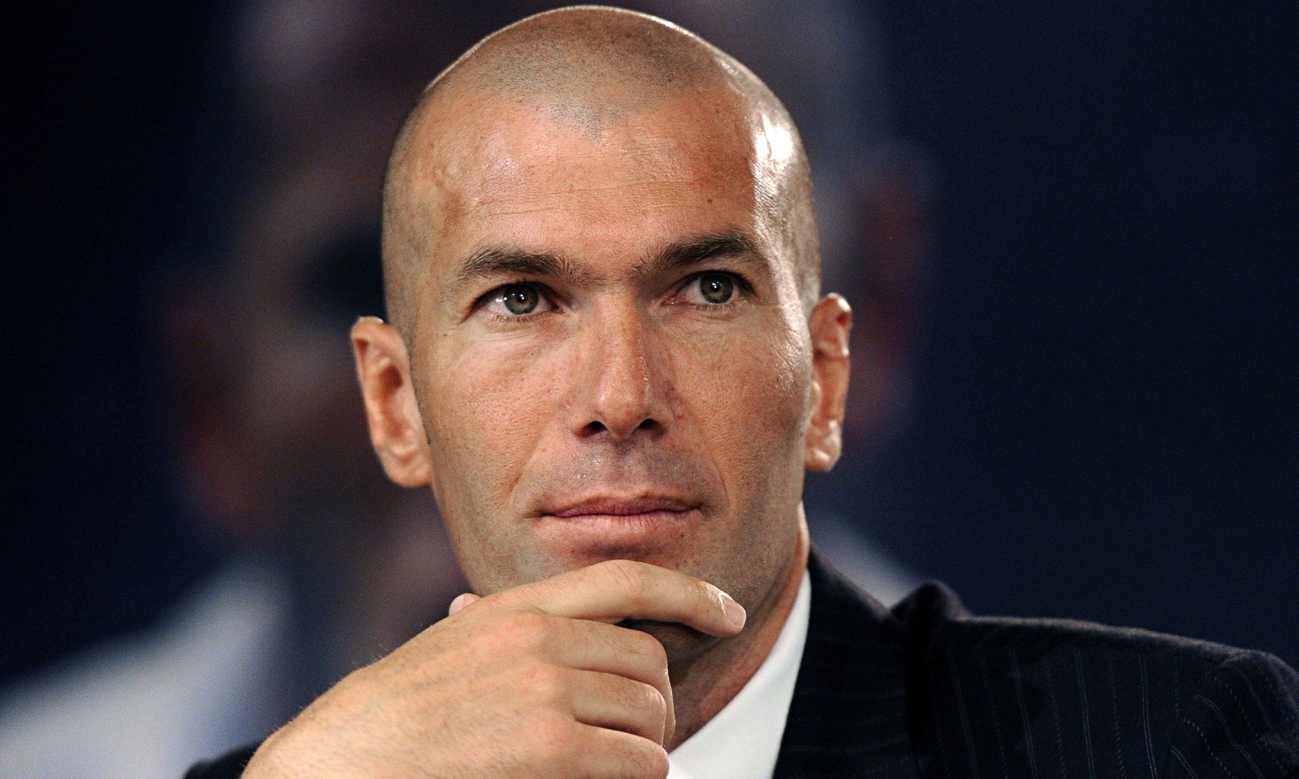 Zinedine Zidane Top 7 Best Football Head Coaches | Greatest Leaders Ever - 8