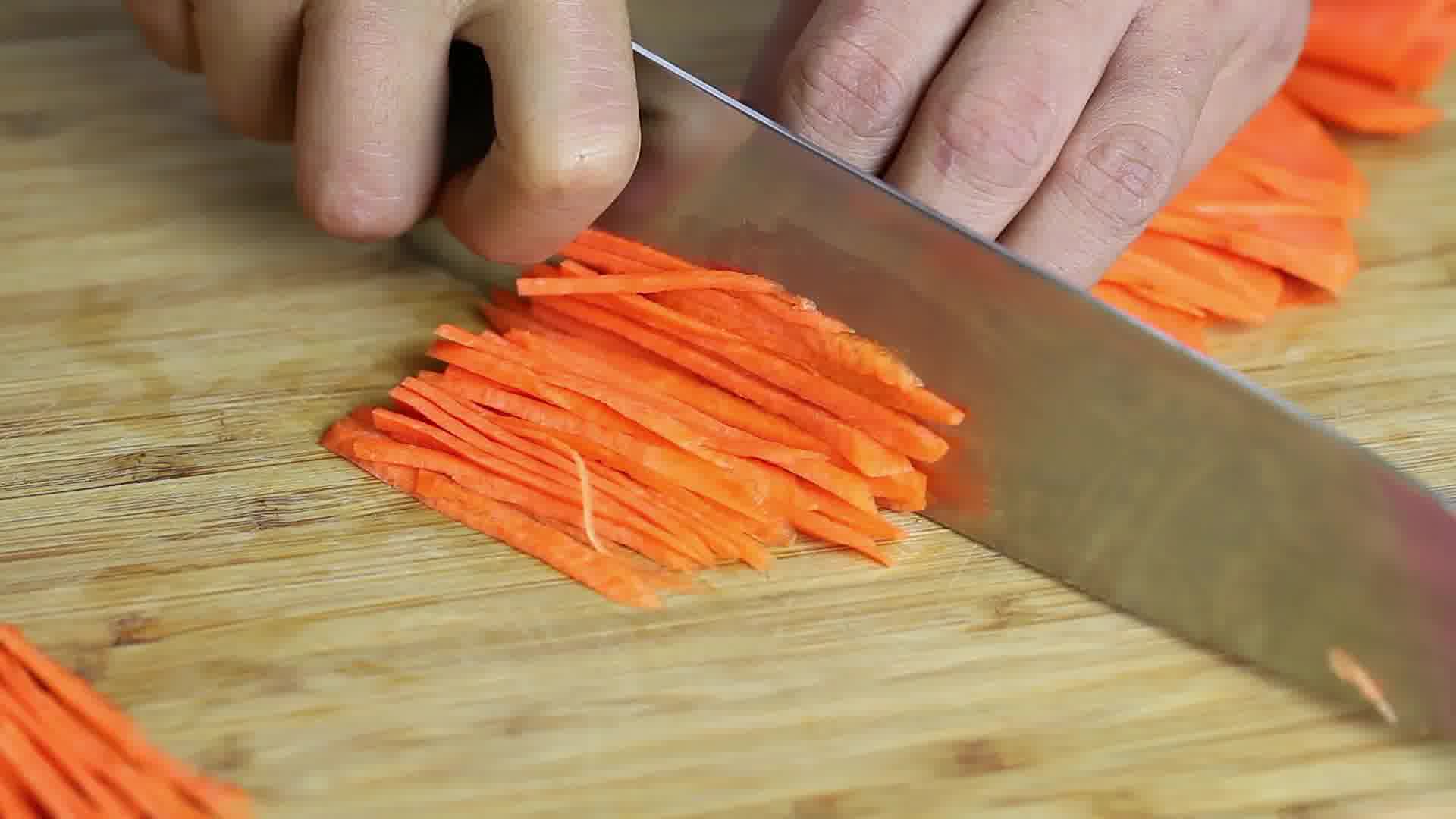 Julienne Cut Master Essential Chefs Knife Skills: 7 Basic Cuts Every Chef Should Know! - 5