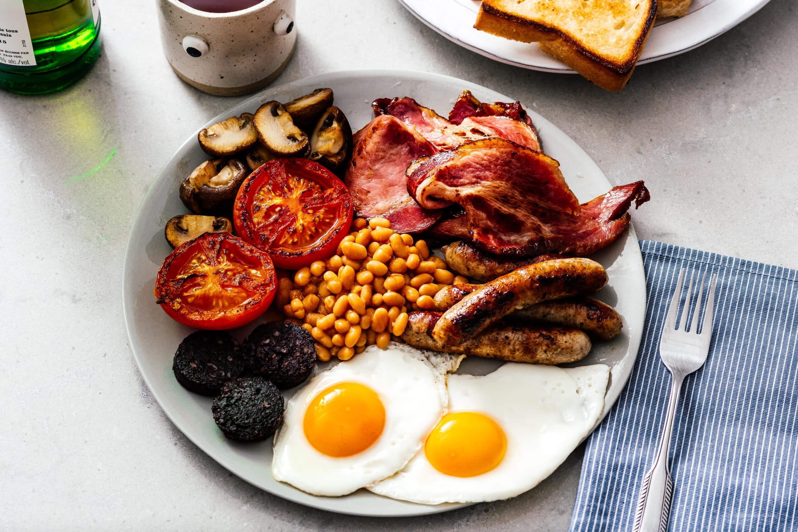 The Full English Breakfast scaled "Exploring Breakfast Around the World: Top 7 Traditional Breakfast Foods" - 3