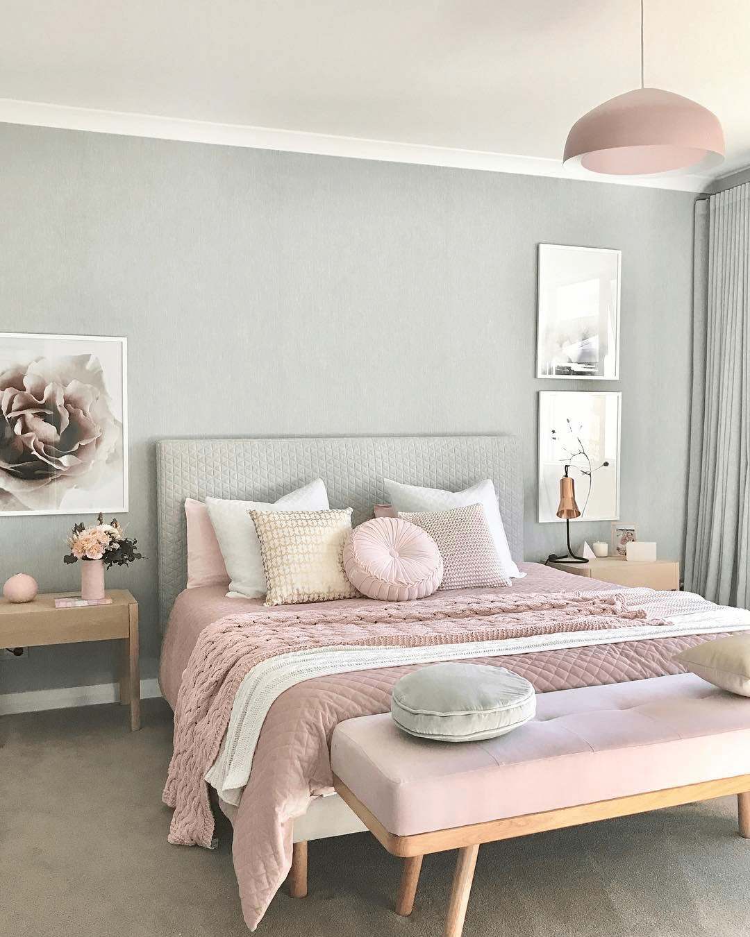 light colors Space-Saving Bedroom Design Ideas for Small Spaces - 4